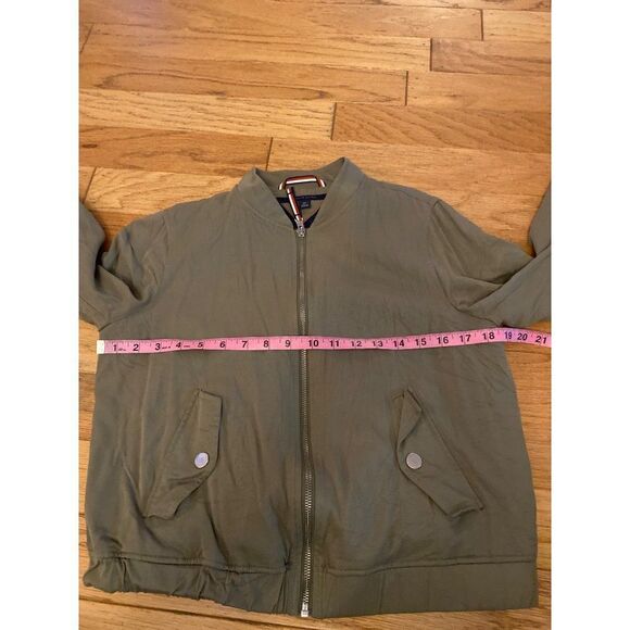 Tommy Hilfiger women's army green zip up bomber jacket snap pockets size small - Picture 5 of 9